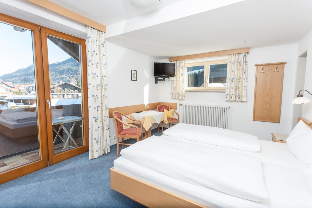 Fideliushaus Bed & Breakfast โอเบอร์สทดอร์ฟ ภายนอก รูปภาพ